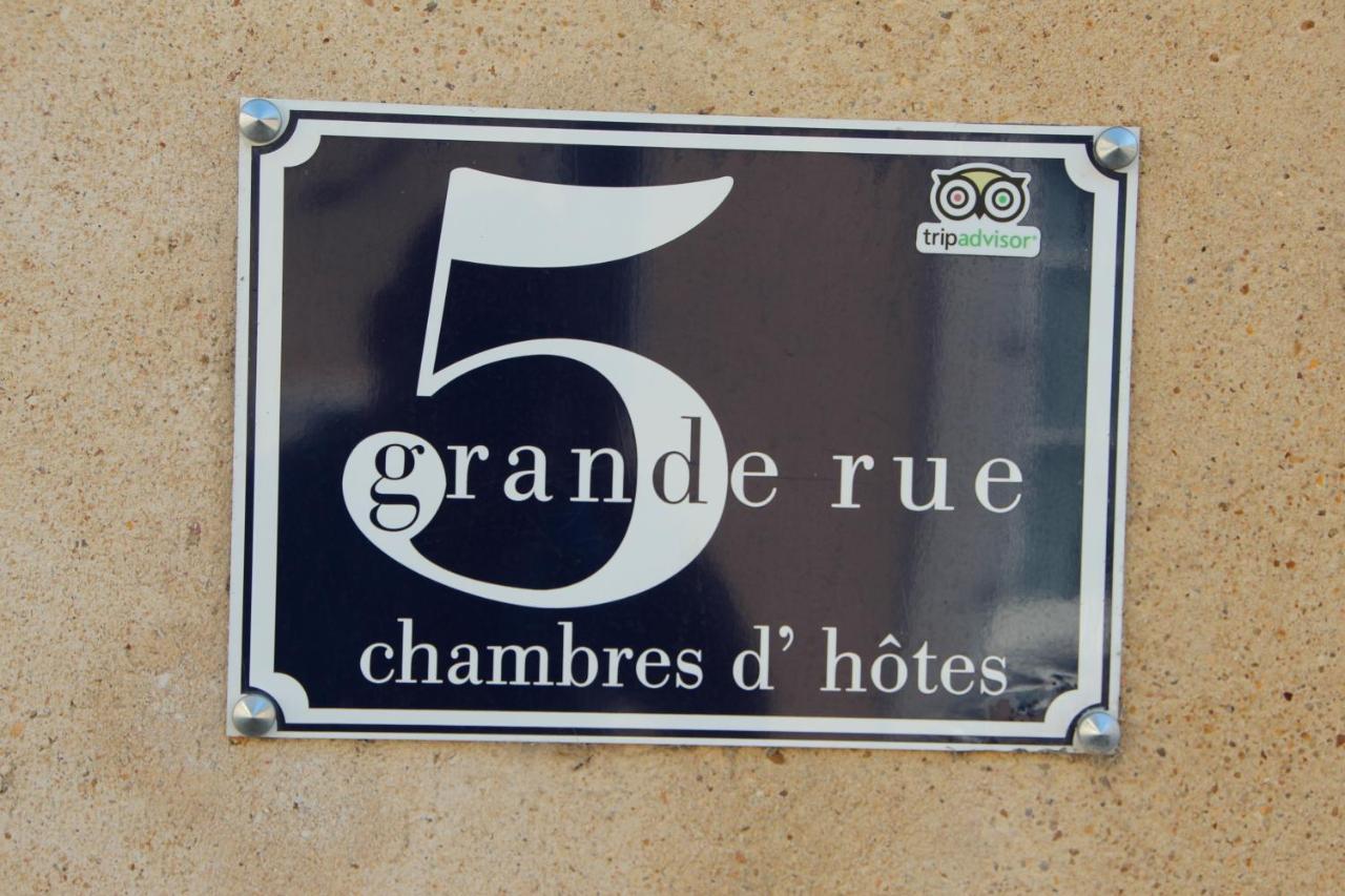 5 Grande Rue Bed and Breakfast Le Lude Buitenkant foto